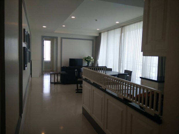 Royce Private Residences, 112 sqm. Spacious Fully Furnished Two Bedrooms Condo for RENT/SALE at Royce Private Residences. – รูปที่ 4