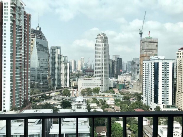 RHYTHM Ekkamai, 80 sqm. Corner Unit, Spacious large Unit. Two Bedrooms Condo for Rent at RHYTHM Ekkamai.