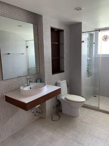 Avenue 61, 191sqm Spacious Beautiful Two Bedrooms Condo for rent and sale at Avenue 61 – รูปที่ 3