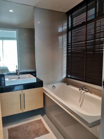 Fullerton, 96 sqm. cozy Two Bedroom Condo for Rent at Fullerton. – รูปที่ 3