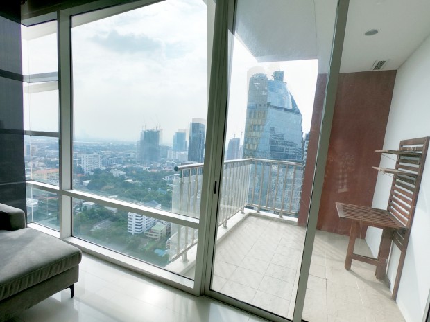Fullerton, 132 sqm. Spacious, airy, Three Bedrooms Condo for Rent at Fullerton. – รูปที่ 2