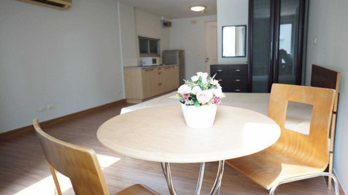 Plus67, 38 sqm. Studio for Rent at Plus67.