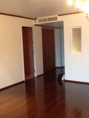 Silver Heritage, 195.18sqm Spacious, Good price Three Bedrooms Condo for Sale at Silver Heritage