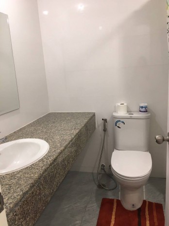 Bangkok Garden Condo, 100 sqm. Spacious Two Bedrooms Fully furnished Condo for RENT/SALE at Bangkok Garden Condo. – รูปที่ 2