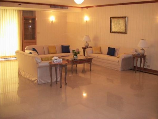 Las Colinas, 180sqm High Rise, Spacious Two Bedroom Condo to let at Las Colinas Las Colinas, 180sqm High Rise, Spacious Two Bedroom Condo to let at Las Colinas