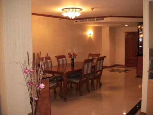 Las Colinas, 180sqm High Rise, Spacious Two Bedroom Condo to let at Las Colinas – รูปที่ 3