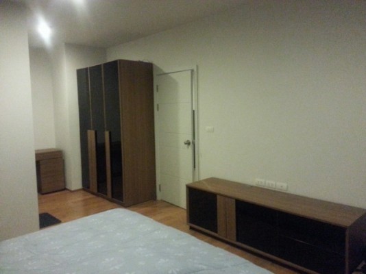 The Vertical Aree, 58sqm Lovely, Centrally Located One Bedroom Condo for rent at The Vertical Aree – รูปที่ 3