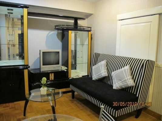 Patumwan Resort, 48sqm Well priced, Convenient Two Bedrooms Flat for rent at Patumwan Resort
