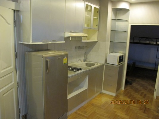 Patumwan Resort, 48sqm Well priced, Convenient Two Bedrooms Flat for rent at Patumwan Resort – รูปที่ 3