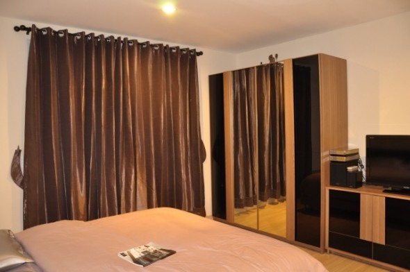 Life @ Sathorn 10, 63sqm High Rise, Modern Two Bedrooms Condo to let at Life Sathorn 10 – รูปที่ 2