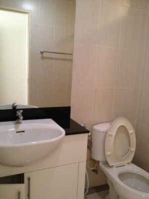 The 49 Plus II, 54sqm Convenient, Tasteful One Bedroom Condo for rent at The 49 Plus II