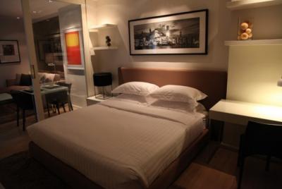 Life @ Sathorn 10, 41sqm High Rise, Tasteful One Bedroom Condo for rent at Life Sathorn 10