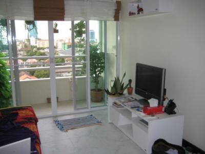 Thonglor Tower, 50sqm Peaceful, Ready To Move In Two Bedroom Flat To Let at Thonglor Tower