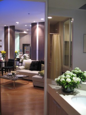 Chatrium, 63sqm Luxury, Riverside One Bedroom Condo for rent at Chatrium – รูปที่ 3
