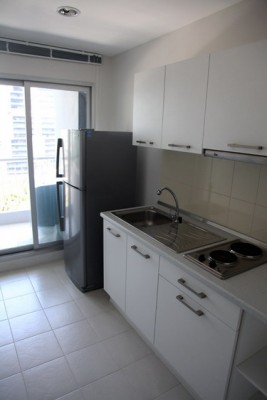 Life @ Sathorn 10, 41sqm High Rise, Tasteful One Bedroom Condo for rent at Life Sathorn 10 – รูปที่ 3