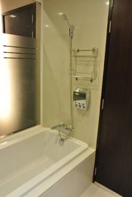 Sky Walk, 53sqm Luxury, Tasteful One Bedroom Condo for rent at Skywalk – รูปที่ 3