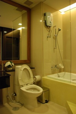 Nusasiri Grand Condo, 80sqm Modern, Fully Furnished 2 Bedrooms Condo to let at Nusasiri