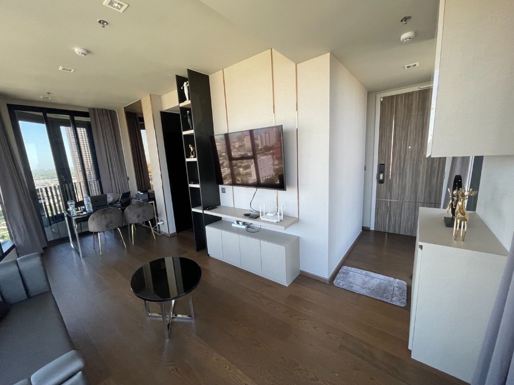 Rare item view 180 29th Floor | 2 Bed 1 Bath | 53 sq.m. | IDEO Q Sukhumvit 36 Rare item view 180 29th Floor | 2 Bed 1 Bath | 53 sq.m. | IDEO Q Sukhumvit 36