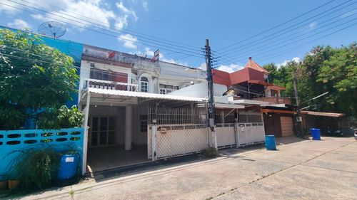 Townhouse for sale, 31 square meters, Chalathon Village, Sathupradit 57