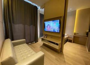 Special deal for rent Ashton Silom 1 bedroom near bts