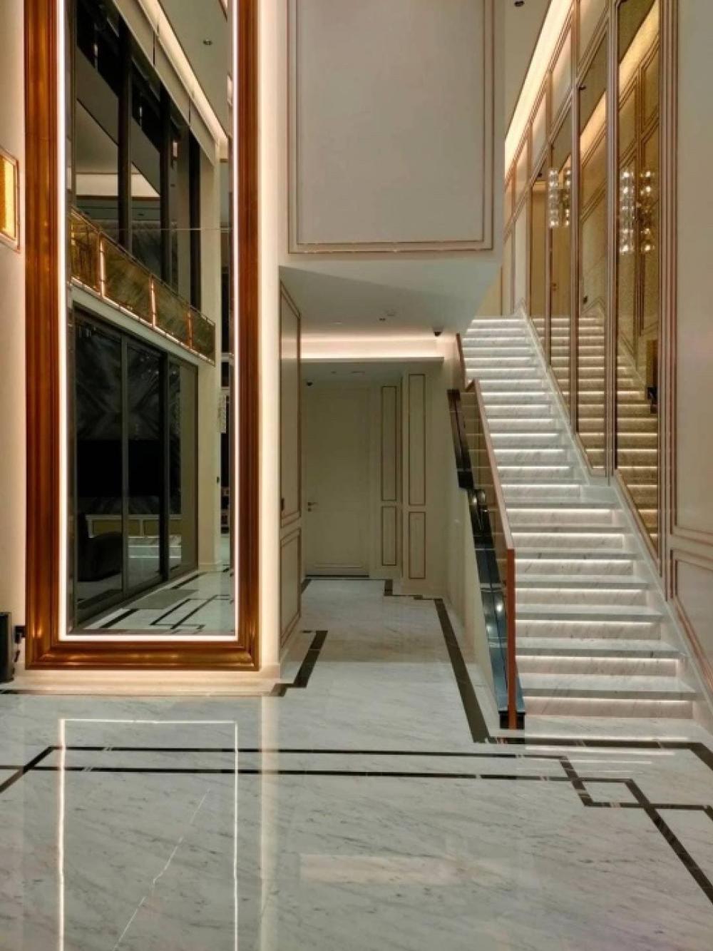 Rental : The Esse At Singha Complex Penthouse • 3 Bedroom 4 Bathroom • Size : 244 S.qm • 39 Floor • 3 Parking Lot  – รูปที่ 4
