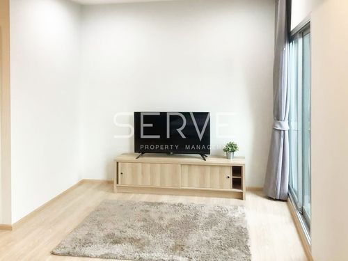 Corner unit 2 Beds High Floor Good Location Ratchada Area Next to MRT Thailand Cultural Centre 80m. @ Noble Revolve Ratchada 1 