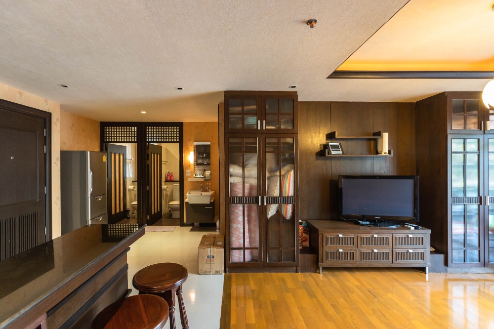 Urgent sale, The Seaside Condominium, very beautiful room, the stays by himself throughout the condo on the beach, Hua Hin, The Seaside Condominium Urgent sale, The Seaside Condominium, very beautiful room, the stays by himself throughout the condo on the beach, Hua Hin, The Seaside Condominium