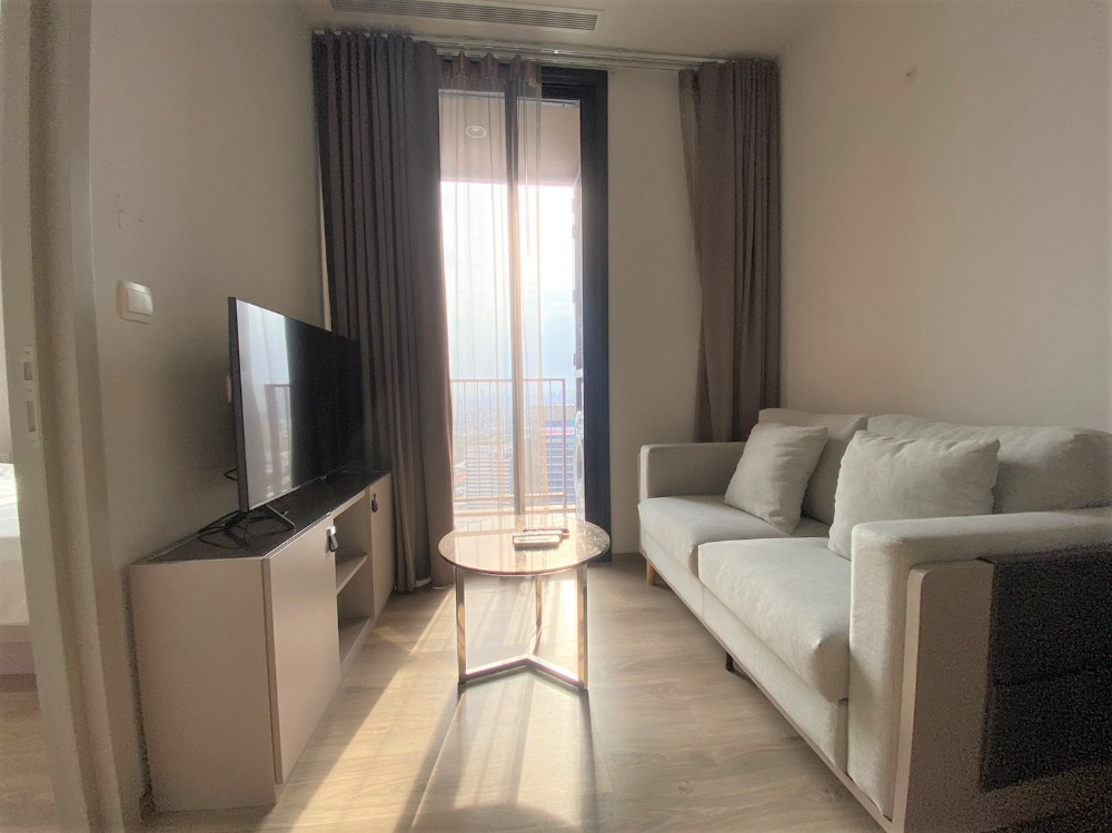 Very High Floor! 1 Bedroom @ Oka Haus By Nestcovery Realty Very High Floor! 1 Bedroom @ Oka Haus By Nestcovery Realty