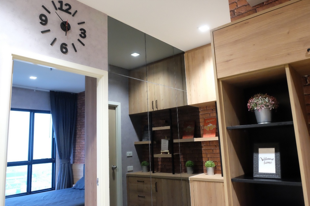Condo for rent closed to BTS 200 meter, at KnightsBridge Sky River Ocean