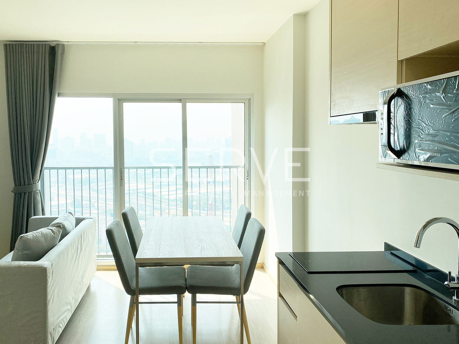 2 Beds Large Room Super High Fl 30+ City view Fully furnished Condo Good Location Close To MRT Thailand Cultural Centre Station @ Noble Revolve Ratchada 2 Beds Large Room Super High Fl 30+ City view Fully furnished Condo Good Location Close To MRT Thailand Cultural Centre Station @ Noble Revolve Ratchada