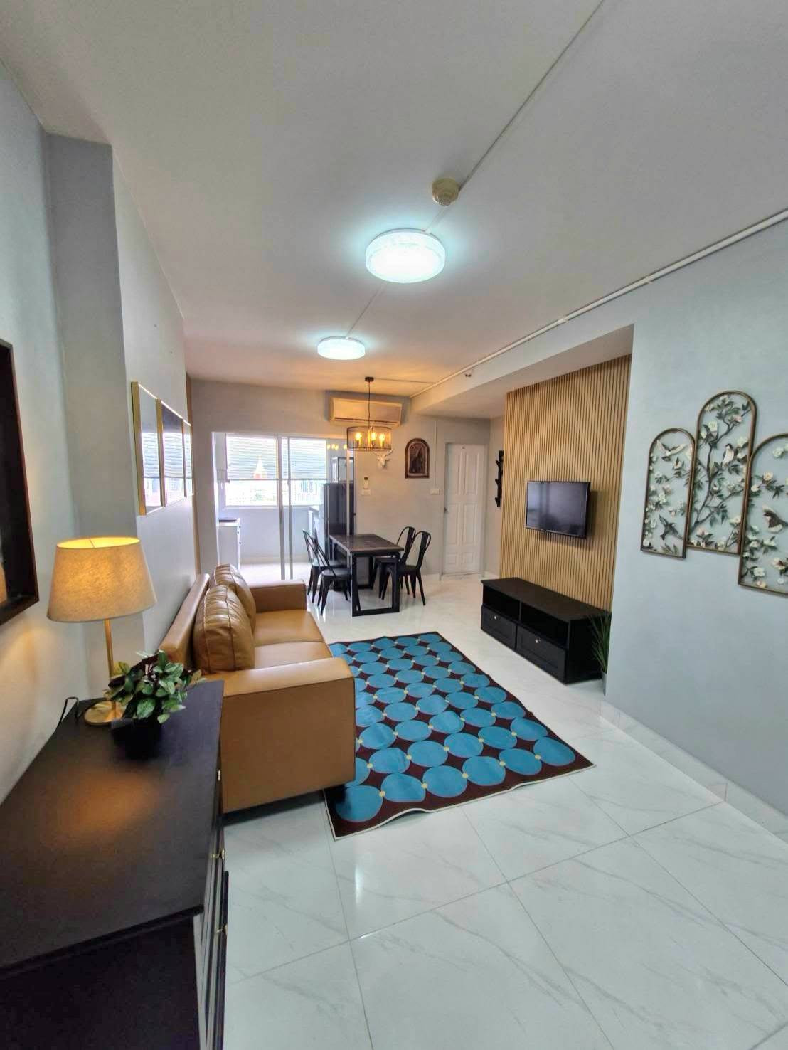 condo is on Sukhumvit Road, near BTS Udomsuk, only 250 meters near the fresh market condo is on Sukhumvit Road, near BTS Udomsuk, only 250 meters near the fresh market