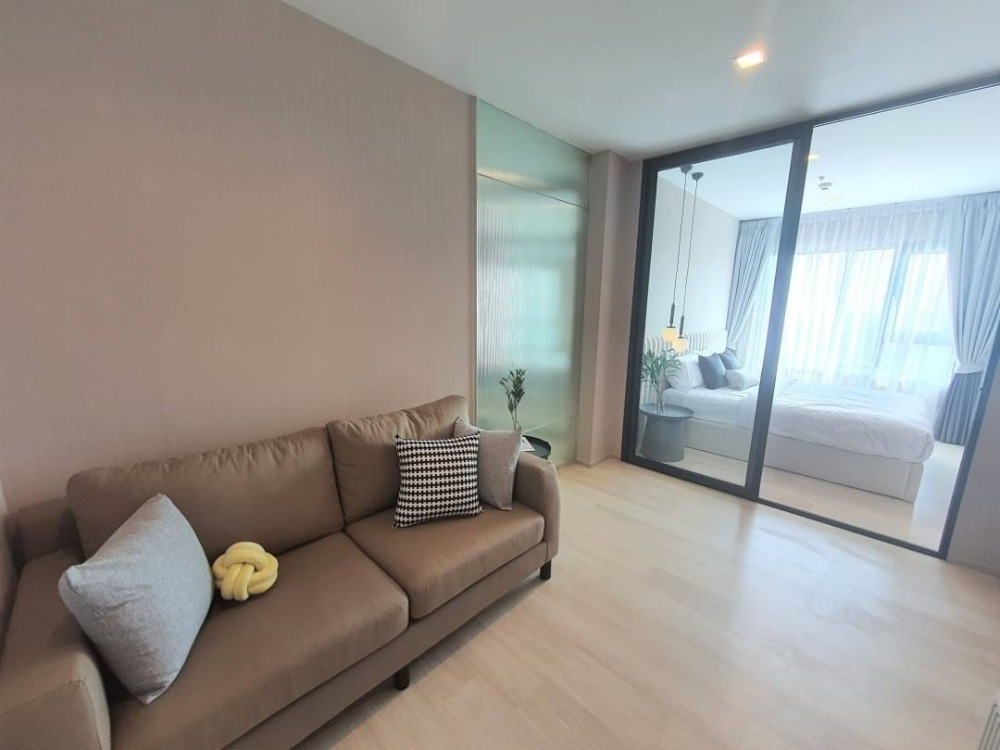 Highest floor Life One Wireless for rent 1bedroom plus 23,999/ month Highest floor Life One Wireless for rent 1bedroom plus 23,999/ month