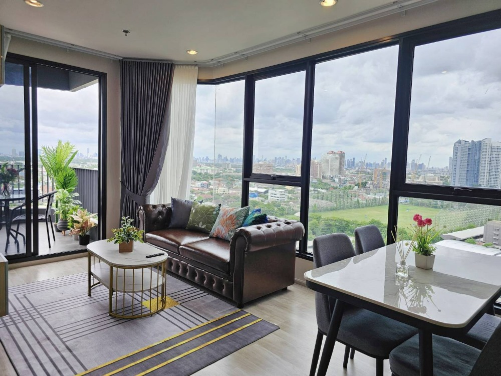 Luxury 2 bedroom condo for rent, IDEO Mobi Sukhumvit East Point, Bangna, high floor, 180 degree view, fully furnished. Luxury 2 bedroom condo for rent, IDEO Mobi Sukhumvit East Point, Bangna, high floor, 180 degree view, fully furnished.