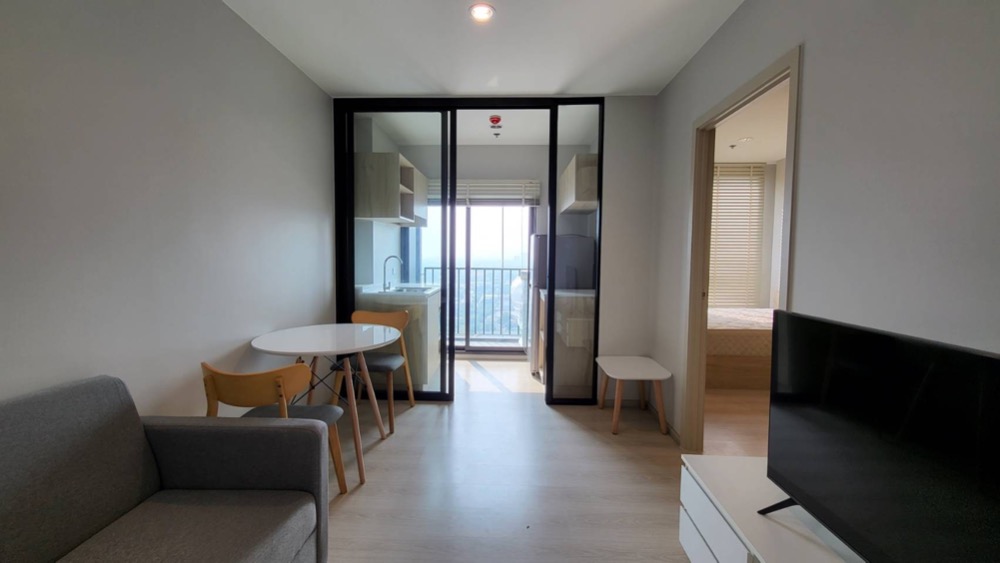 Noble Nue, Srinakarin, 31 sq.m., 1 Bedroom + Walking-Closet + New Room Kitchen + Electrical appliances. Ready! Noble Nue, Srinakarin, 31 sq.m., 1 Bedroom + Walking-Closet + New Room Kitchen + Electrical appliances. Ready!