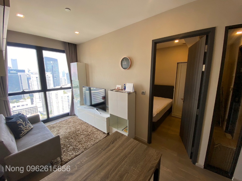 Ashton Asoke Condo for RENT ให้เช่า 1bed 33 Sq,m Call 096-2615656  ห้องกว้างมาก 33 ตรม. 1 นอน 1 น้ำ เฟอร์ครบ พร้อมอยู่ Location : Asoke - Sukhumvit  Rental Price : 28,000 Baht/Month  Condominium near MRT :  Sukhumvit