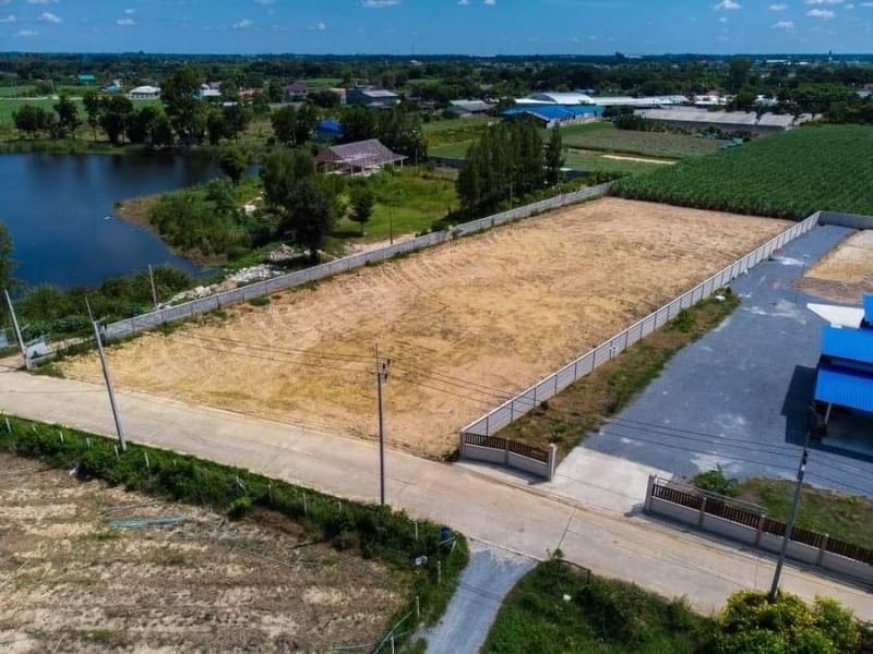 Beautiful land for sale, 2 rai 1 ngan, near the market, school and supermarket, next to the road with electricity, water and internet. – รูปที่ 4