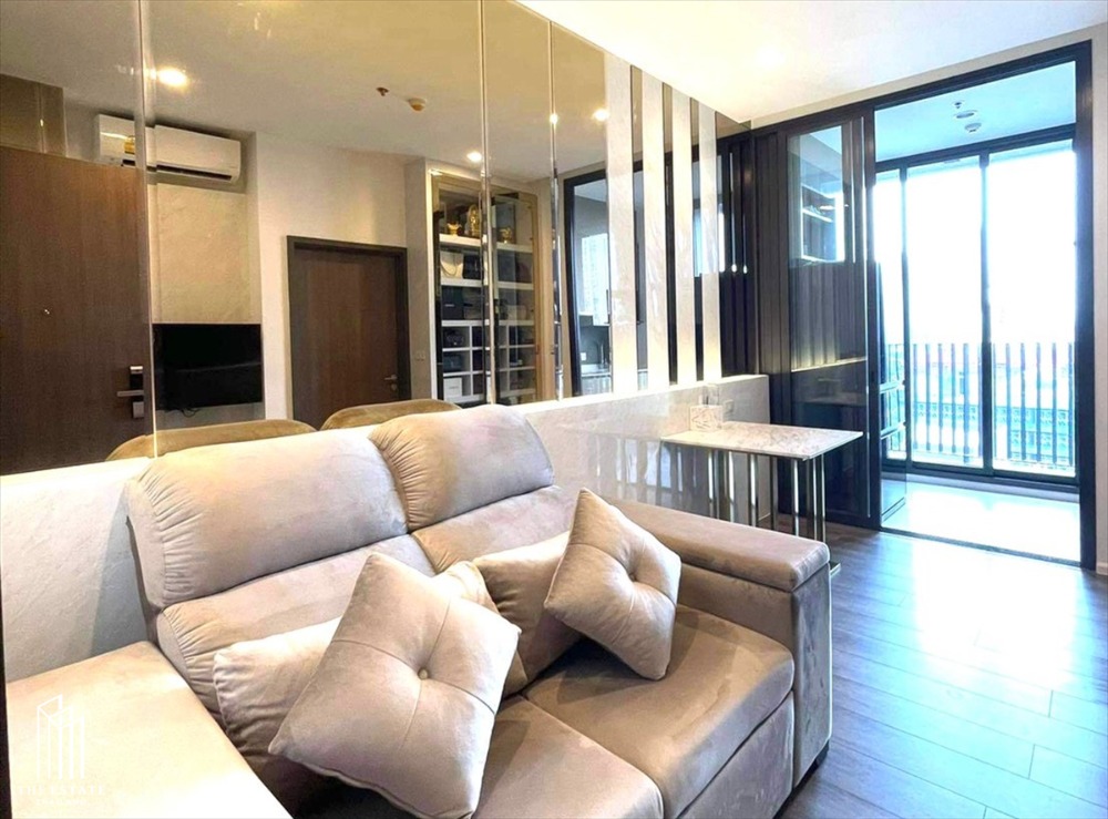 Condo for SALE * Whizdom Essence, high floor room, city view, High Rise condo, complete a new perspective, near BTS Punnawithi @6.03 MB