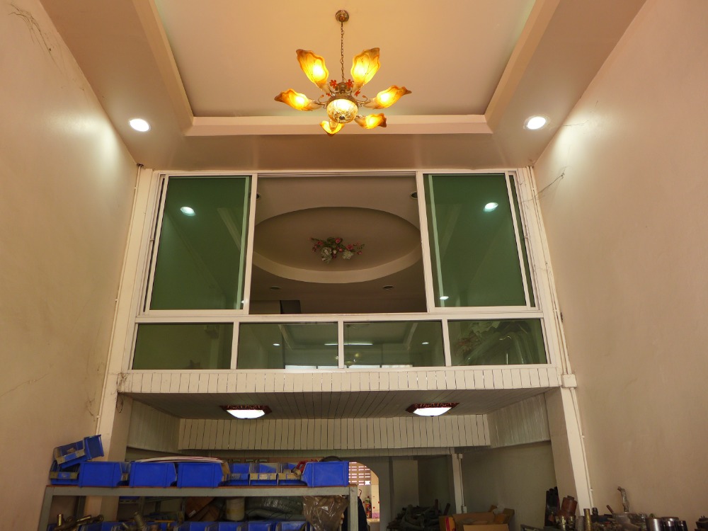 Commercial building for sale, 1 unit, Nuan Chawi. Commercial building for sale, 1 unit, Nuan Chawi.