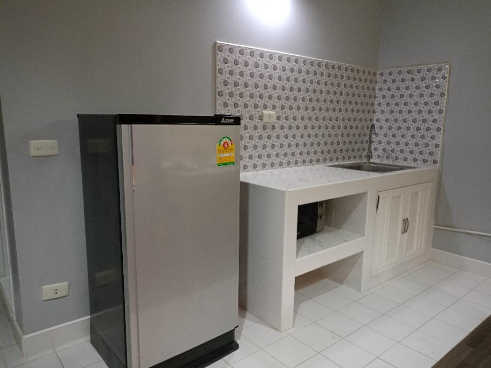 Empty room, complete with furniture, near Kasikorn Building C6 – รูปที่ 4