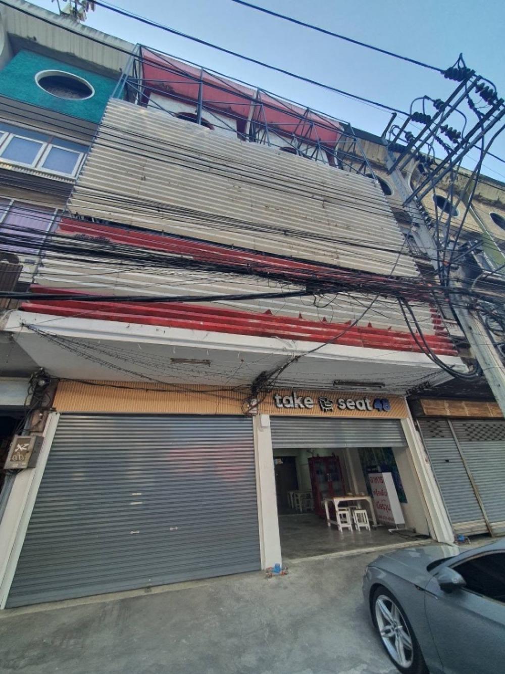❤️❤️ For rent commercial building and warehouse, rent 1 floor 45,000 baht, rent separately, 1 unit per person 25,000 baht, rent the whole building for only 55,000 baht, large size, 2 units, 4.5 floors, interested line/tel 0859114585 ❤️❤️ Near MRT Phetkase ❤️❤️ For rent commercial building and warehouse, rent 1 floor 45,000 baht, rent separately, 1 unit per person 25,000 baht, rent the whole building for only 55,000 baht, large size, 2 units, 4.5 floors, interested line/tel 0859114585 ❤️❤️ Near MRT Phetkase