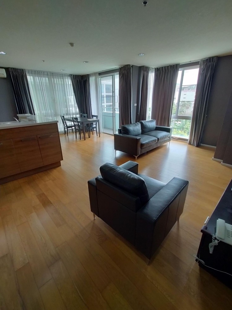 Condo Villa Sikhara for rent 2 bedrooms big balcony great area