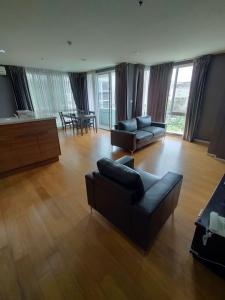 Condo Villa Sikhara for rent 2 bedrooms big balcony great area