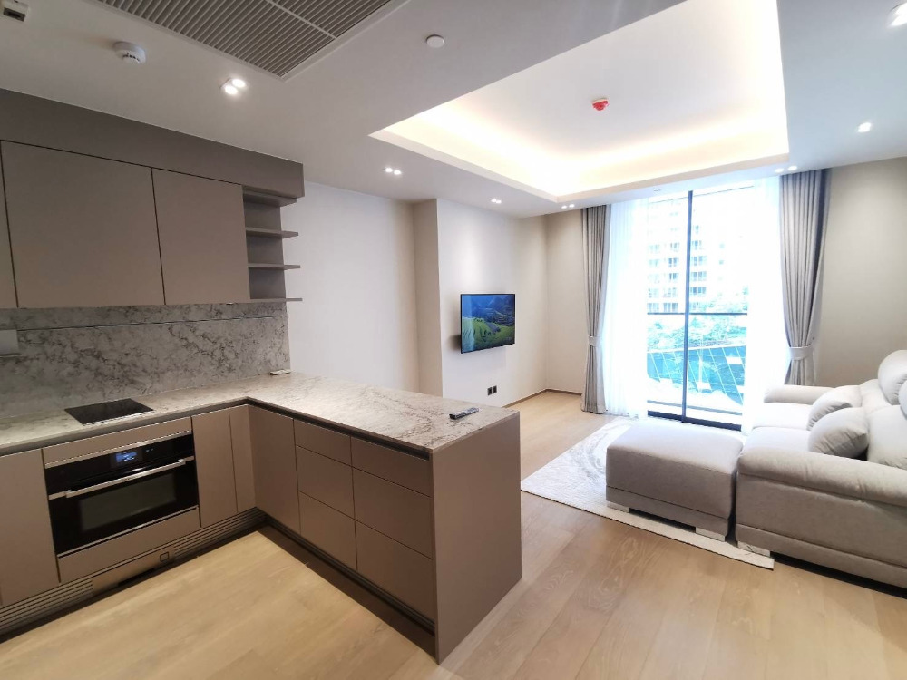 Tonson One Residence: 1bed 1bath 57sqm. 21,500,000 Am: 0656199198