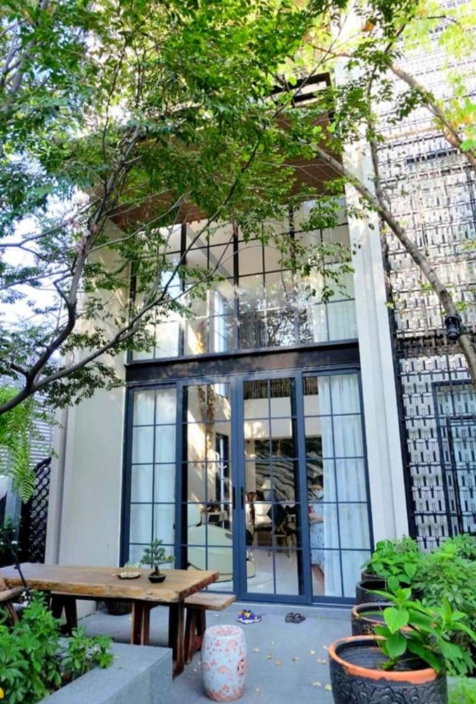 Quarter sukhumvit 31 Luxury House 4 Bedroom 425sq.m Townhome Sukhumvit 31 for rent/sale