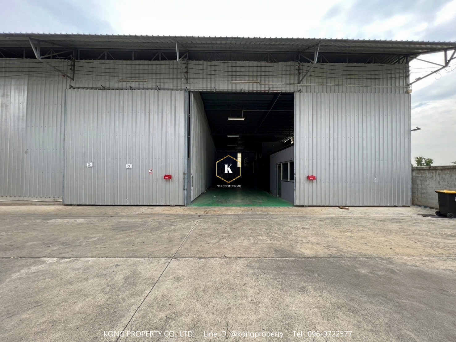 ให้เช่าโกดัง โพธิ์แก้ว 3 ลาดพร้าว 101 บางกะปิ กรุงเทพ พื้นที่ 400 ตรม ให้เช่าโกดัง โพธิ์แก้ว 3 ลาดพร้าว 101 บางกะปิ กรุงเทพ พื้นที่ 400 ตรม