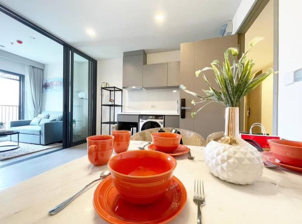 Special price 22,999/ month for rent Life Asoke Hype 1 bedroom high floor can negotiate Special price 22,999/ month for rent Life Asoke Hype 1 bedroom high floor can negotiate