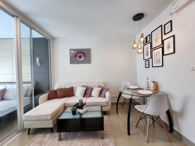 Condo for sale, Metro Park. Size 1 bedroom, 31 square meters, clear view, morning sun.