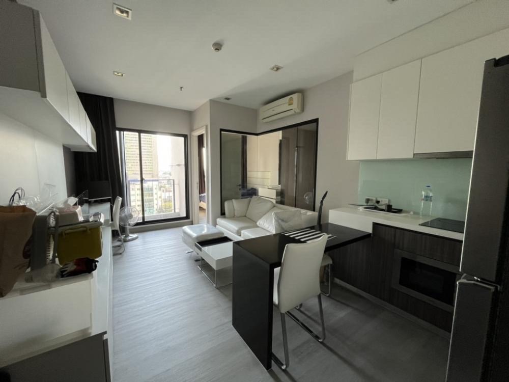 For rent Urbano Absolute 1 bedroom good deal For rent Urbano Absolute 1 bedroom good deal