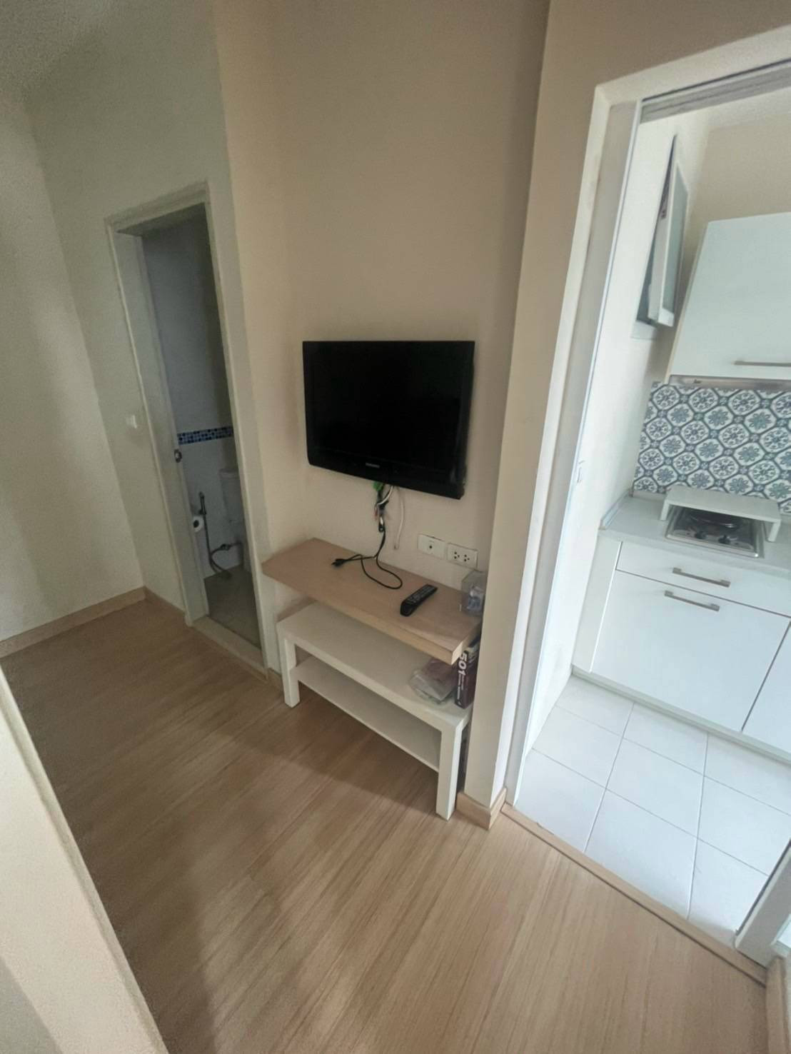Hot Price for rent Life @ Sathorn 10 lowest price, beautiful room🔥 Hot Price for rent Life @ Sathorn 10 lowest price, beautiful room🔥
