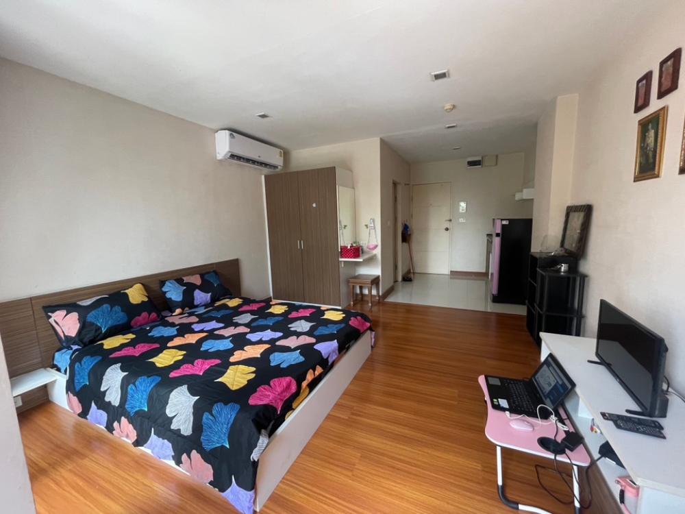 Urgent sale Condo Air Link Residence
